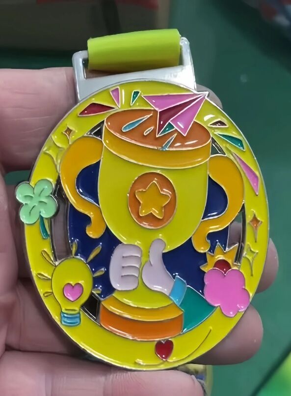 Zinc Alloy Achievement Medal - Trophy Cup with Star and Thumbs-Up Design