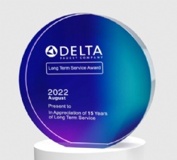 Round Gradient Blue Crystal Award